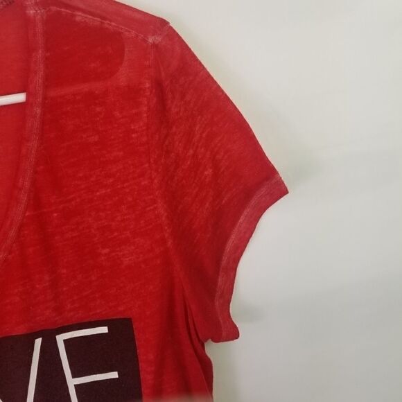 Burn out tee. Red. Love is all you need. Size L. - Picture 5 of 7